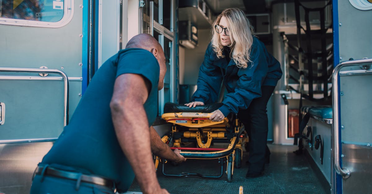 What Qualifications Should an Emergency Plumber Have